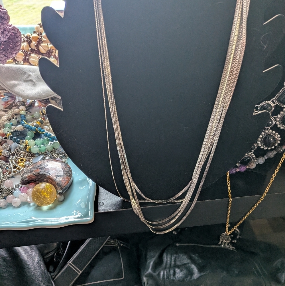 Silver Vintage 5 Strand Serpentine Necklace